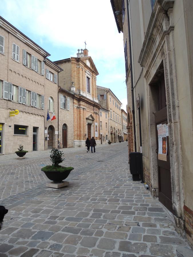 Calalanotte Hotel Recanati Bagian luar foto